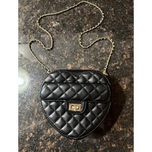 Fashion Nova heart purse